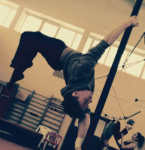Solo acrobat 20 min